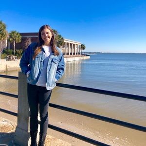 Meet your Posher, Kimberly